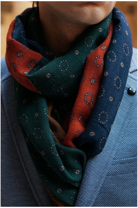 FULAR ESTAMPADO MULTICOLOR 100% LANA 2