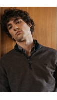 JERSEY PUNTO MARRÓN CUELLO SEMICISNE CREMALLERA HOMBRE