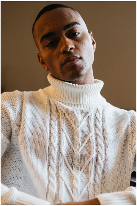 JERSEY OCHOS BEIGE CUELLO VUELTO HOMBRE 2