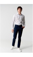 CHINO MARINO SLIM FIT ESTRUCTURA ELÁSTICA