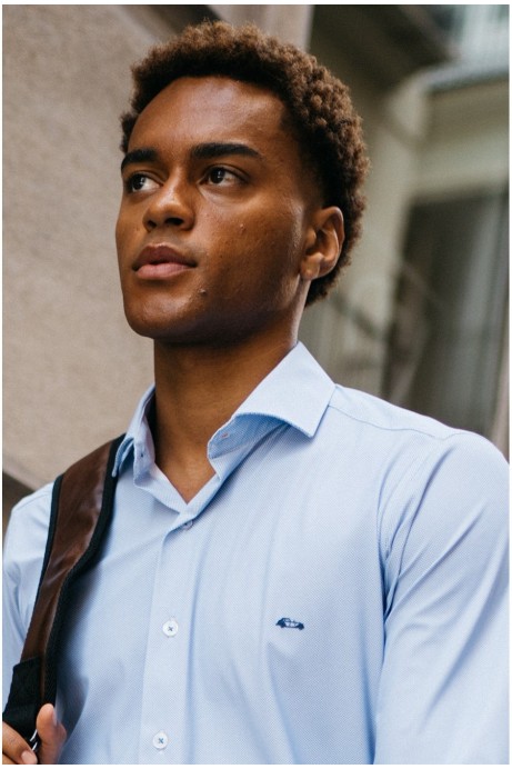 CAMISA REGULAR FIT TEJIDO MICROESTAMPADO ANTIARRUGAS 2