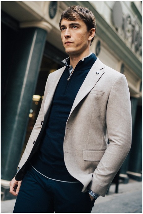 AMERICANA DE PUNTO BEIGE