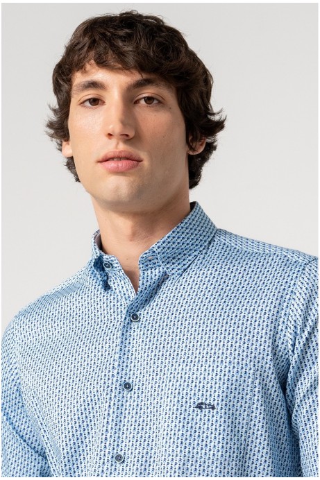 CAMISA HOMBRE ESTAMPADA REGULAR FIT 2
