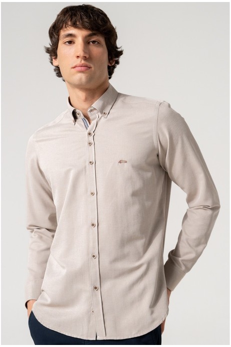 CAMISA SLIM FIT HOMBRE EN BEIGE