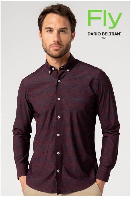 CAMISA REGULAR FIT ESTAMPADA EN GRANATE