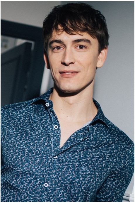 CAMISA HOMBRE ESTAMPADO EN MARINO SLIM FIT 2