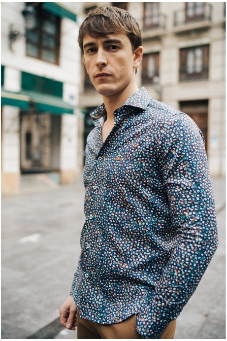 CAMISA SLIM FIT ESTAMPADO MULTICOLOR