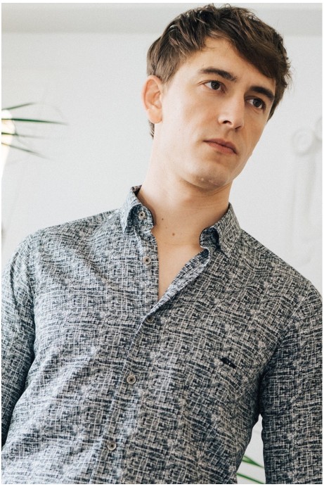 CAMISA SLIM FIT HOMBRE ESTAMPADO NEGRO 2