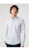 CAMISA SLIM FIT ESTAMPADO CALAVERAS AZULES