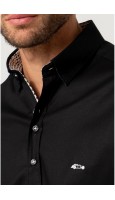 CAMISA SLIM FIT EN LISO NEGRO