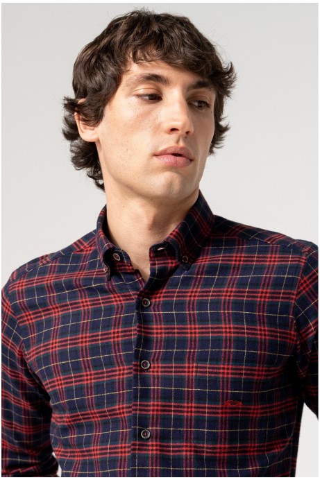 CAMISA HOMBRE CUADRO ROJO EN FONDO MARINO CON BOLSILLO 2