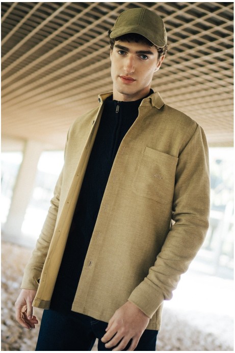 SOBRECAMISA HOMBRE COLOR BEIGE CON BOLSILLO GRANDE