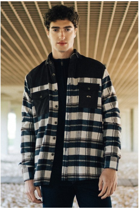 SOBRECAMISA HOMBRE CUADROS GRIS CON BOLSILLOS GRANDES CON SOLAPA