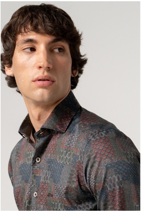 CAMISA HOMBRE SLIM FIT ESTAMPADO PATCHWORK EN TONOS OSCUROS 2