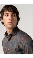 CAMISA HOMBRE SLIM FIT ESTAMPADO PATCHWORK EN TONOS OSCUROS
